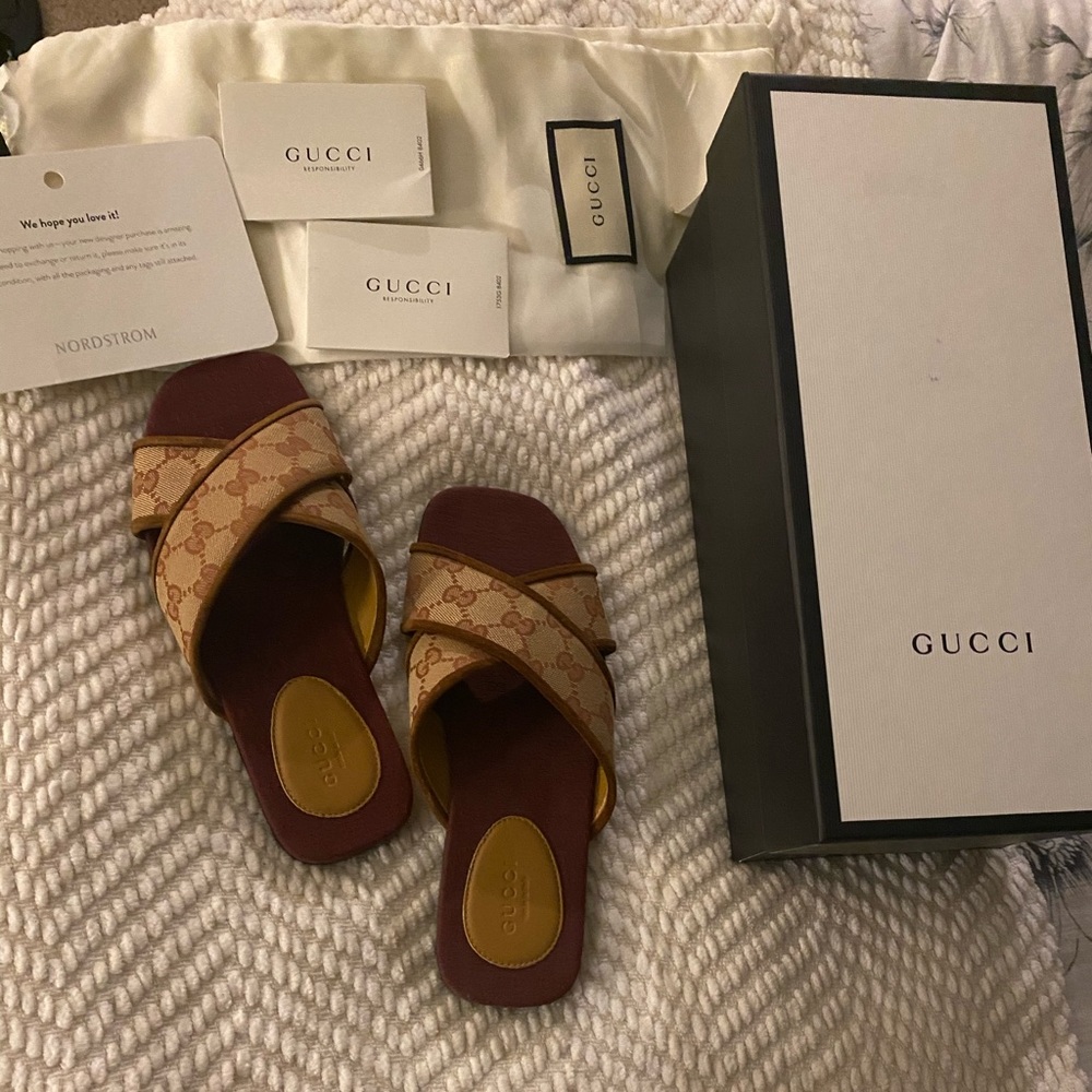 Gucci canvas slide